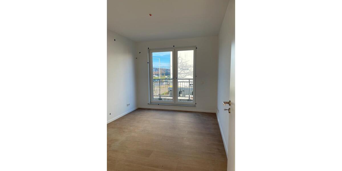 Etagenwohnung Dresden Pieschen - 4 Zimmer, 92 m&sup2;, 1.267&euro; | Angebot:26661291