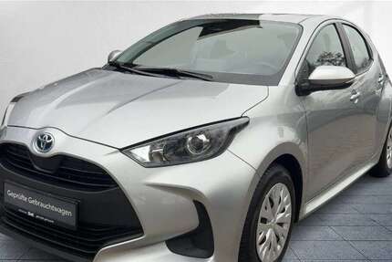Toyota Yaris 86.835 km 15.490 &euro; Hamburg 21079
