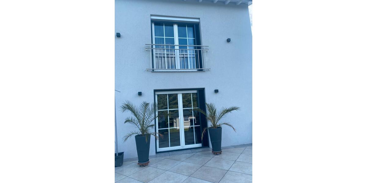 Doppelhaushälfte Straubing - 4 Zimmer, 110 m&sup2;, 1.350&euro; | Angebot:26677323
