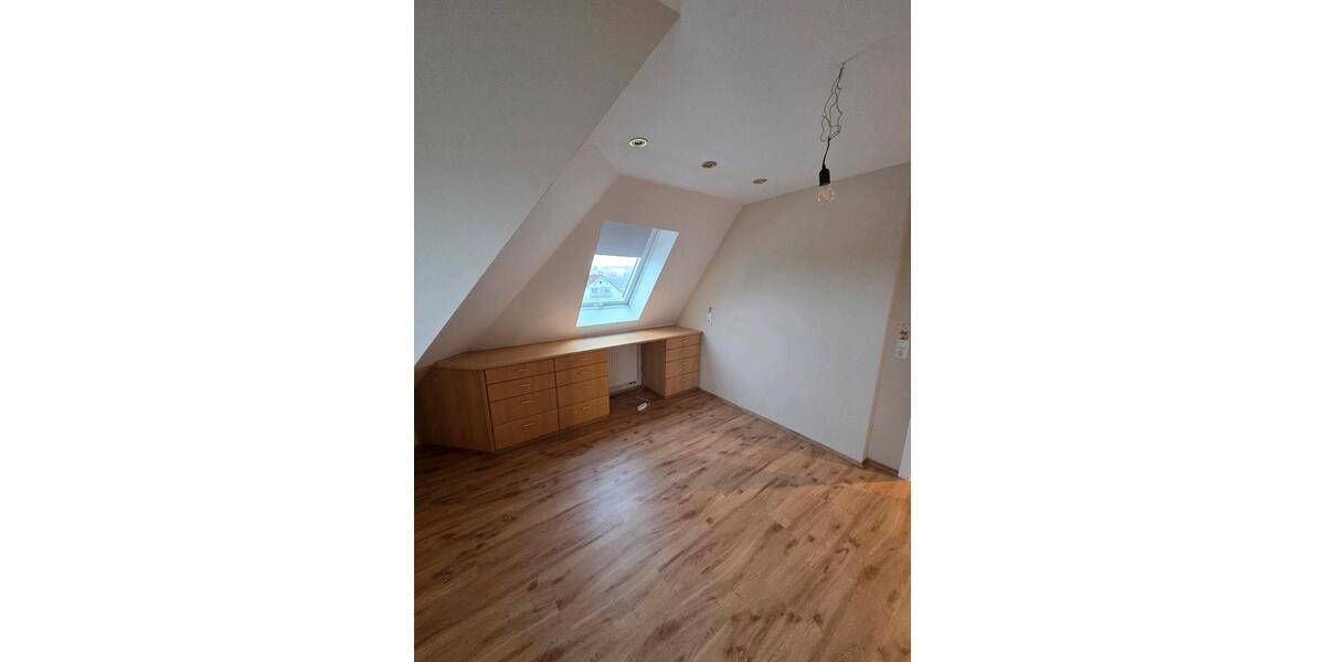 Maisonettenwohnung Mellrichstadt - 4.5 Zimmer, 99 m&sup2;, 250.000&euro; | Angebot:25261239