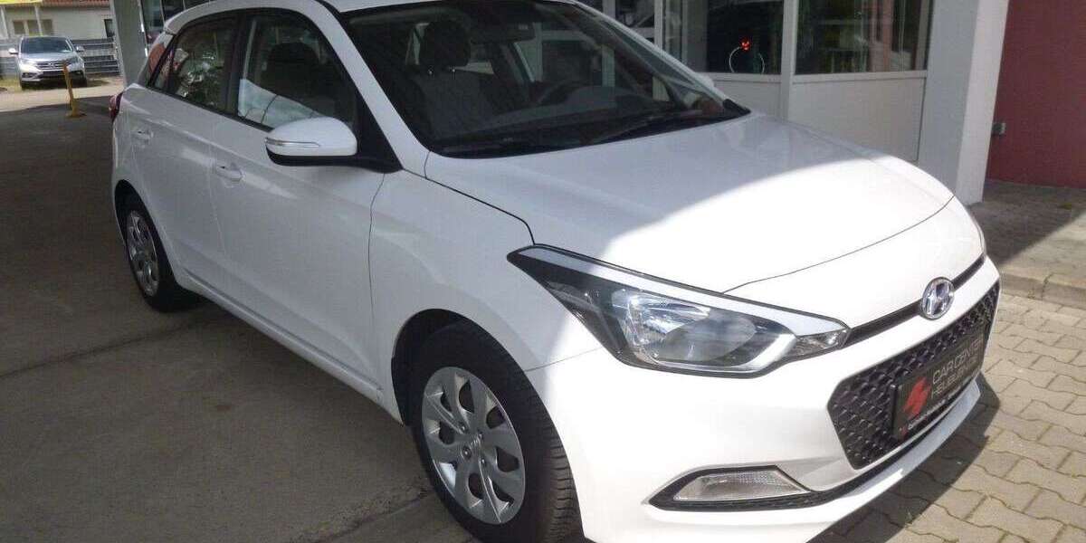 Hyundai i20 93.730 km 7.990 &euro; Stralsund 18437