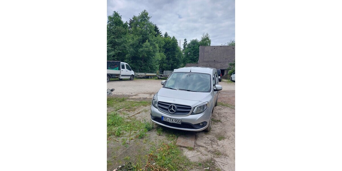 Mercedes-Benz Citan Kombi 176.000 km 8.500 € Tecklenburg 49545