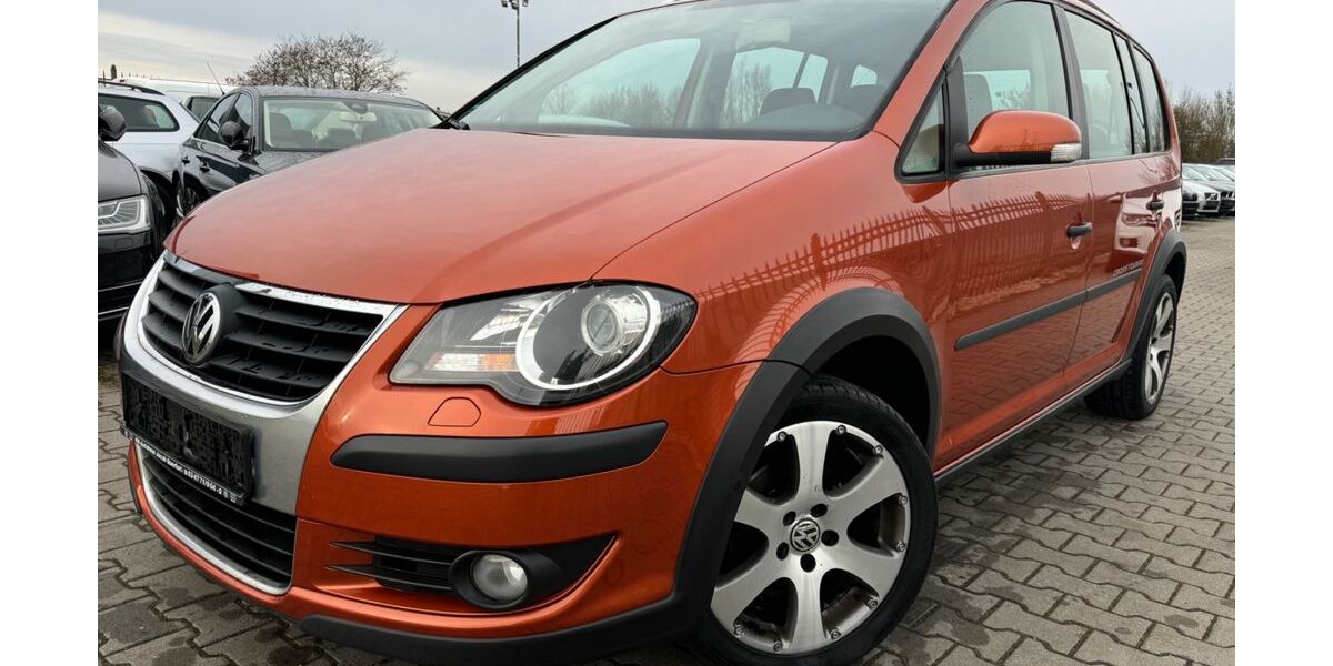 VW Touran 191.000 km 4.499 &euro; Oberkrämer 16727