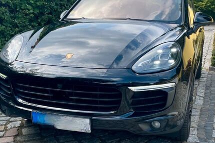 Porsche Cayenne 222.000 km 29.250 &euro; Großhansdorf 22927
