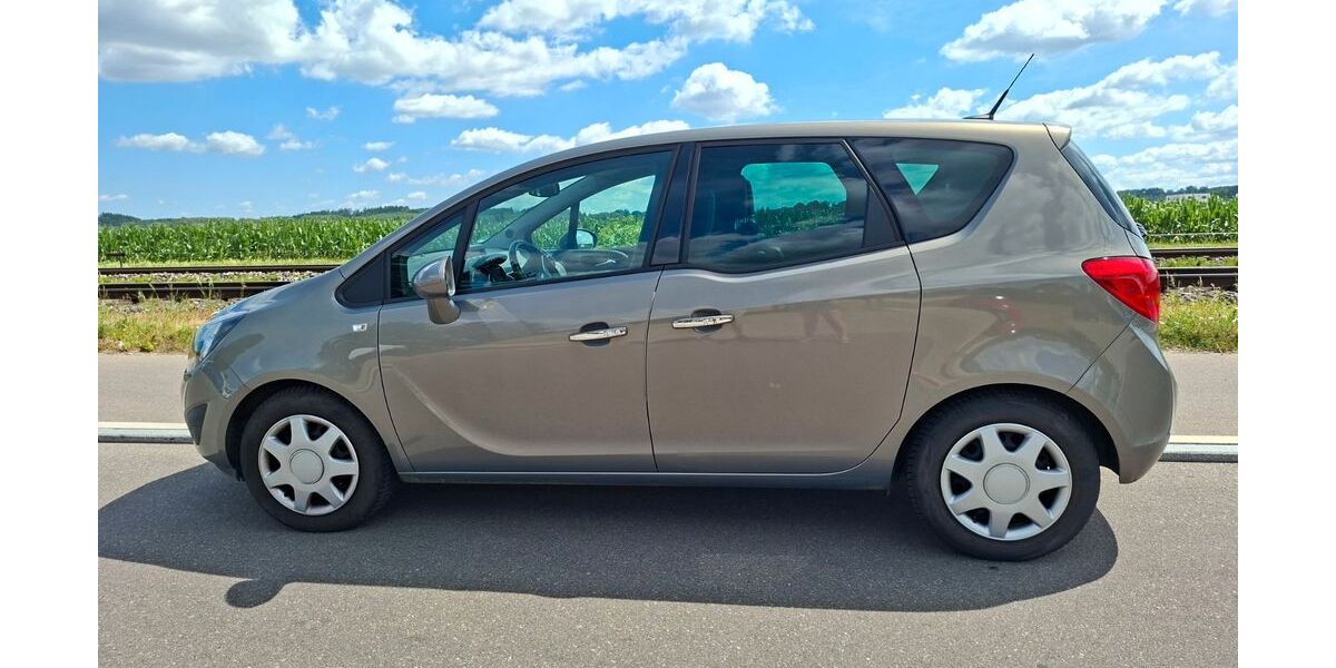 Opel Meriva 64.900 km 5.850 &euro; Vöhringen 89269