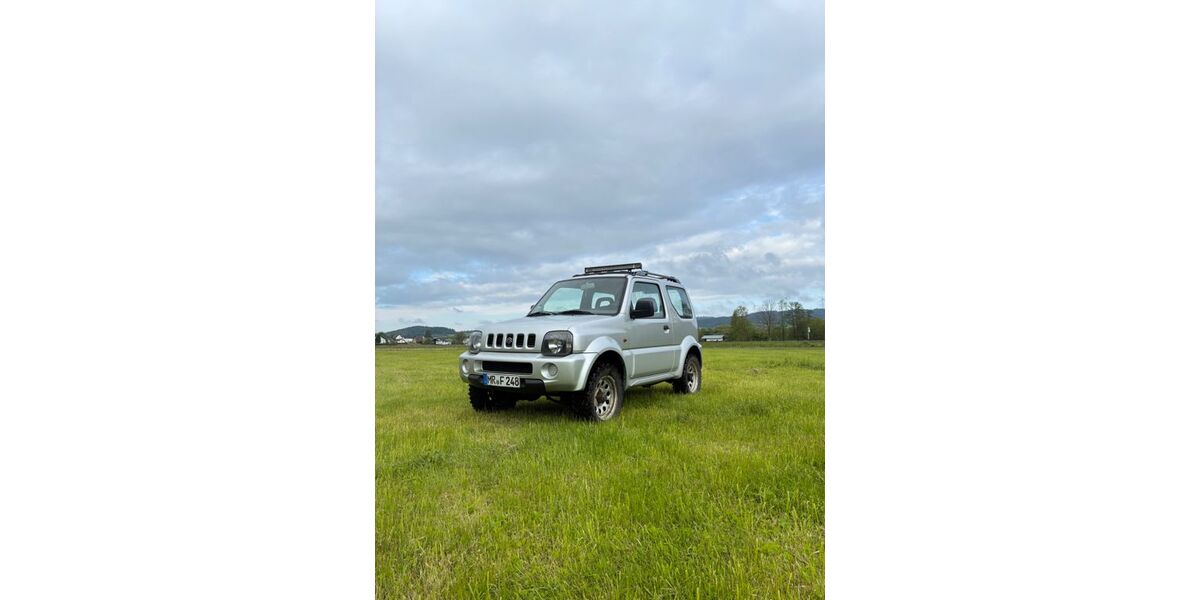Suzuki Jimny 83.000 km 9.499 &euro; Dautphetal 35232