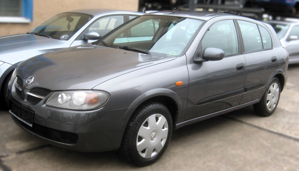 Nissan Almera 90.000 km 2.499 &euro; Leipzig 04347