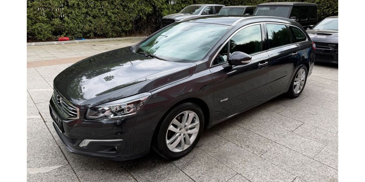 Peugeot 508 99.000 km 9.980 &euro; München 81827