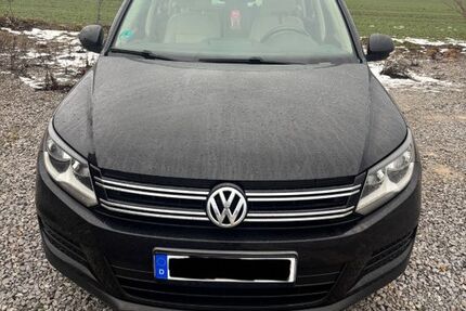 VW Tiguan 176.000 km 7.900 &euro; Warburg 34414