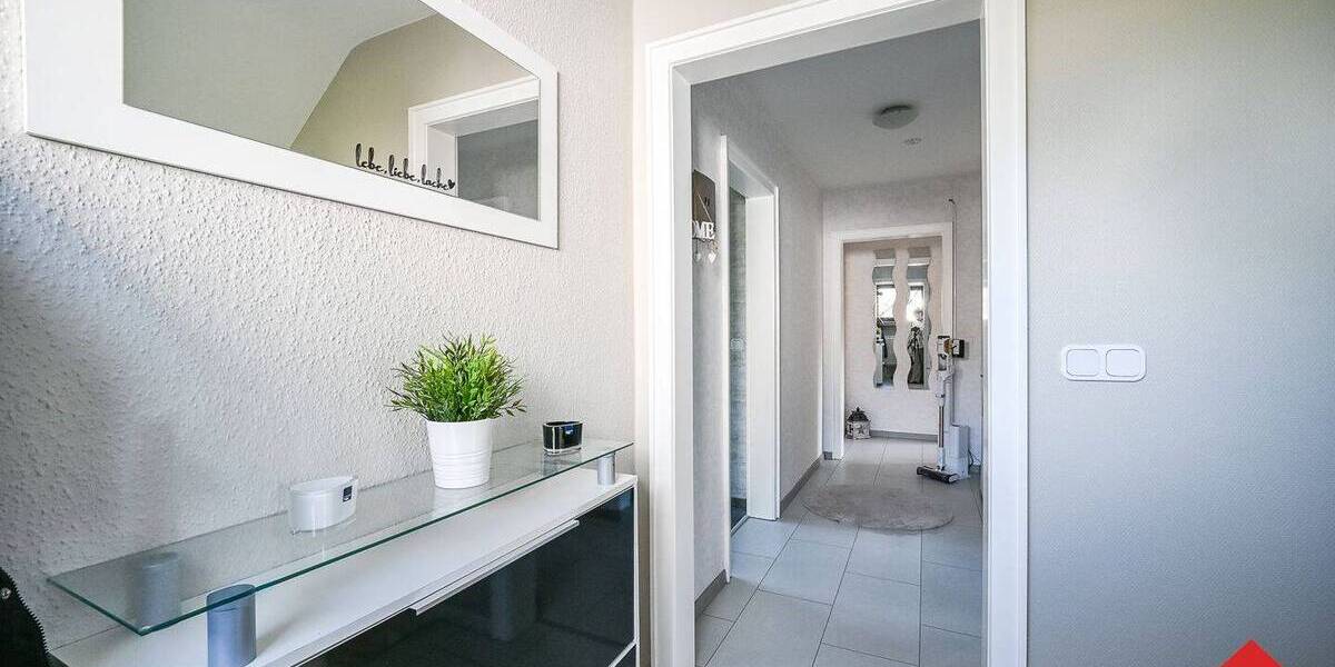 Zweifamilienhaus mit Garage, Kfz-Stellplätzen und schönem Grundstück - Mehrfamilienhaus, Wohnhaus Kierspe Kierspe Bahnhof | Angebot:26864847