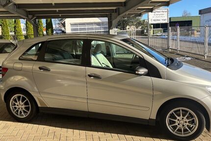 Mercedes-Benz B 200 69.000 km 8.900 € Marienheide-Rodt 51709