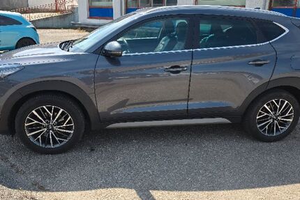 Hyundai TUCSON 50.000 km 19.000 &euro; Osterhofen 94486