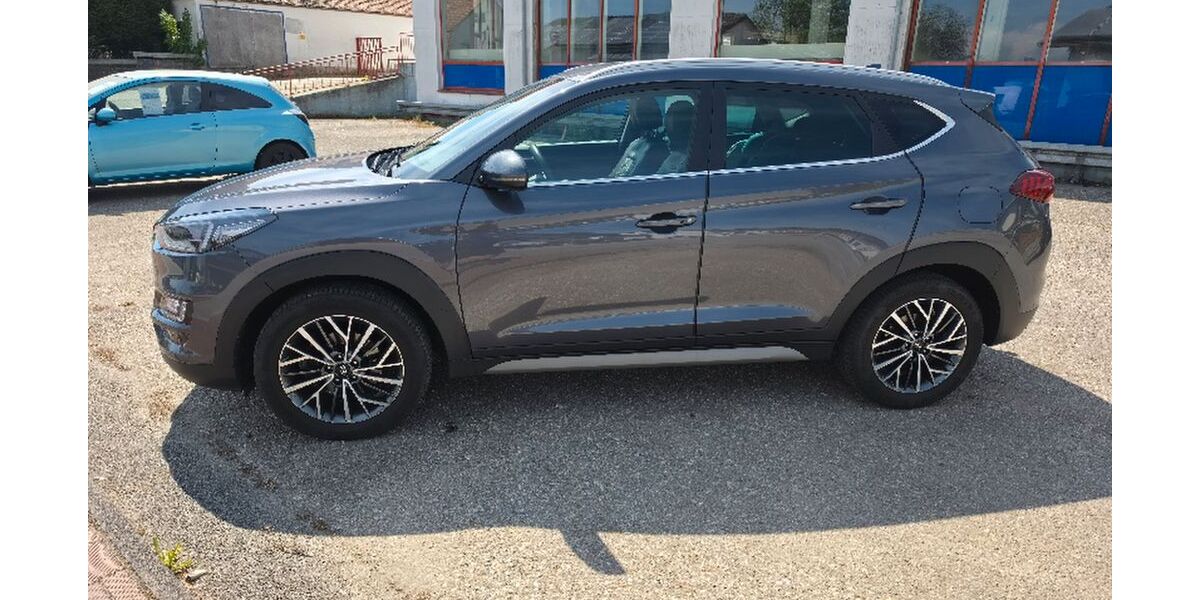 Hyundai TUCSON 50.000 km 19.000 &euro; Osterhofen 94486