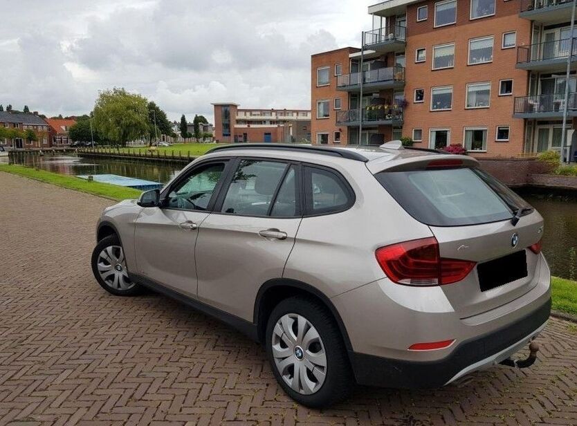 BMW X1 283.000 km 6.000 € Berlin 12103