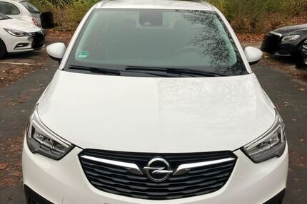 Opel Crossland (X) 30.050 km 14.200 &euro; Hamburg 22179