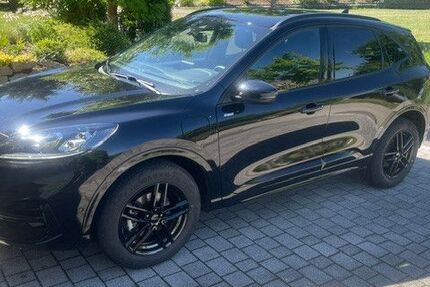 Ford Kuga 22.500 km 29.900 &euro; Oberviechtach 92526
