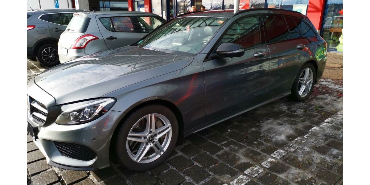 Mercedes-Benz C 250 94.600 km 22.499 &euro; Villingen-Schwenningen 78054