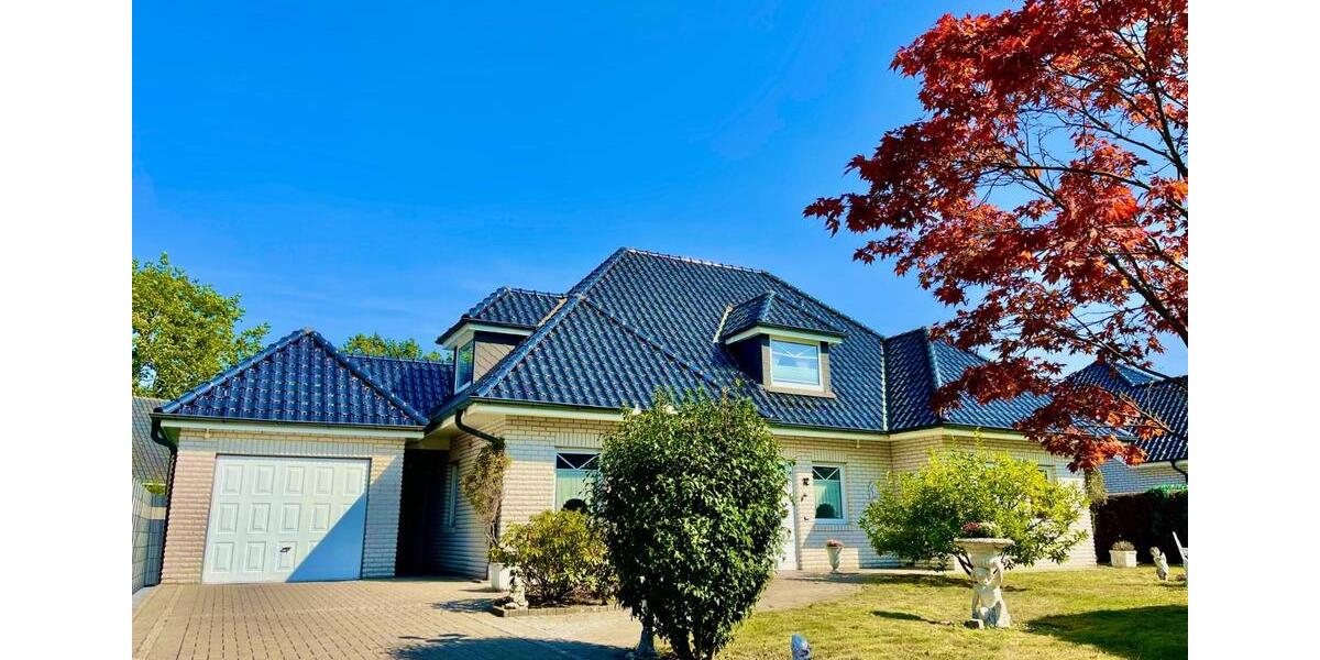 Einfamilienhaus Cloppenburg - 6 Zimmer, 219 m&sup2;, 1.800&euro; | Angebot:25935012