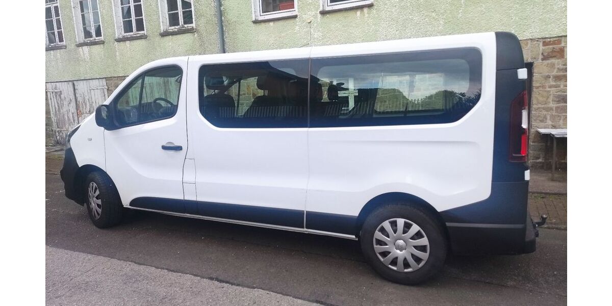 Opel Vivaro 145.000 km 15.900 &euro; Vahlbruch 37647