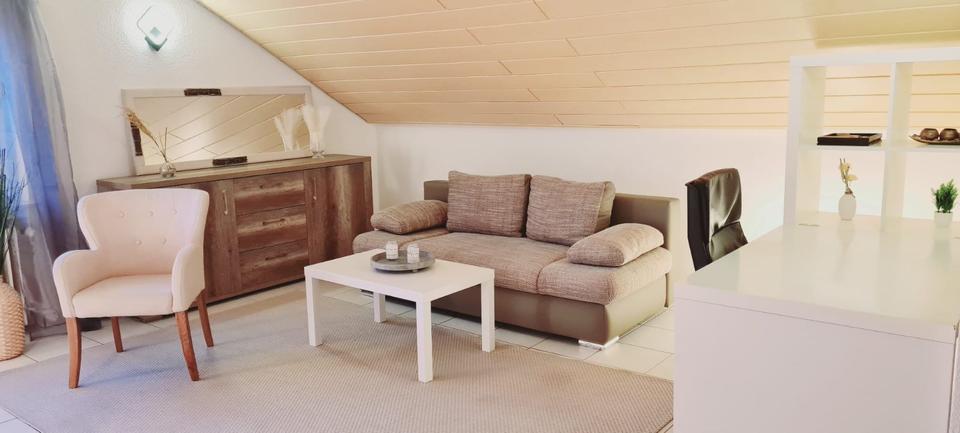 Dachgeschoßwohnung Karlsbad - 4 Zimmer, 80 m&sup2;, 1.000&euro; | Angebot:24838091