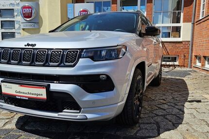Jeep Compass 10.025 km 24.950 &euro; Halberstadt 38820