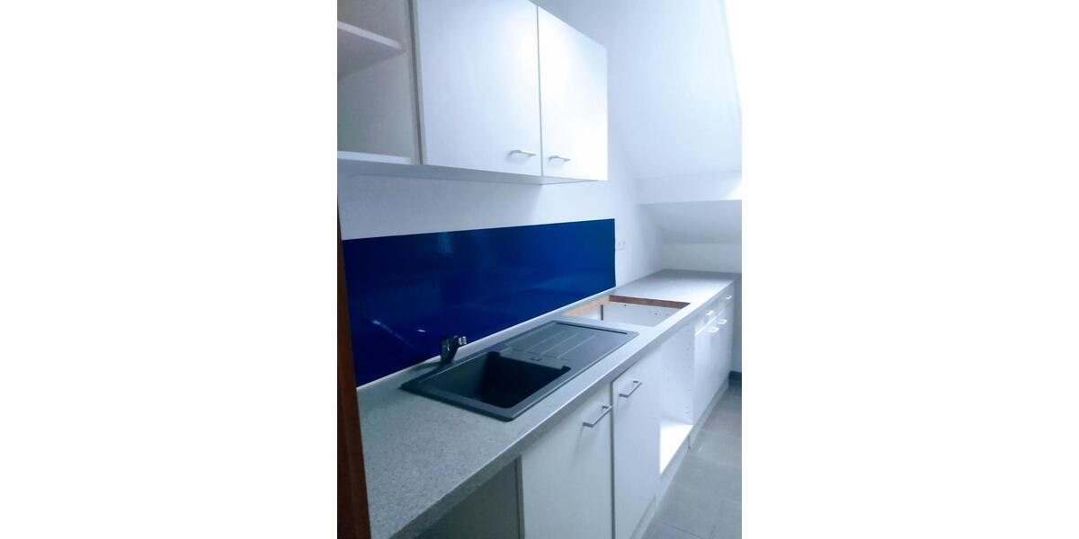 Dachgeschoßwohnung Rottenburg an der Laaber - 3 Zimmer, 90 m&sup2;, 930&euro; | Angebot:25365843