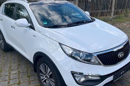 Kia Sportage 150.000 km 11.900 &euro; Dresden 01139