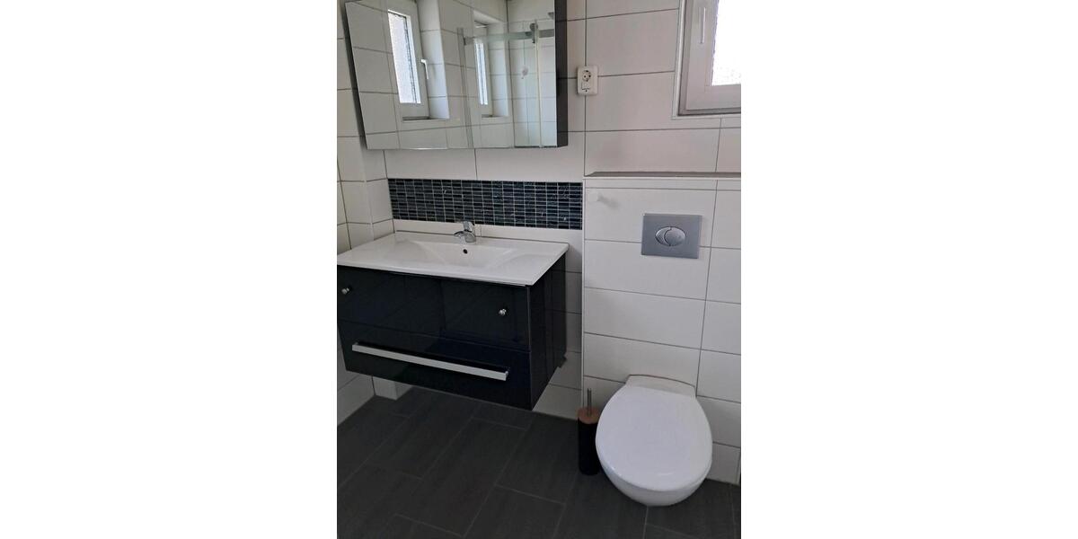 Etagenwohnung Simmerath - 4 Zimmer, 100 m&sup2;, 1.370&euro; | Angebot:26024999