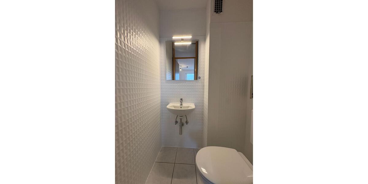 Einfamilienhaus Backnang - 3.5 Zimmer, 119 m&sup2;, 1.320&euro; | Angebot:25380390