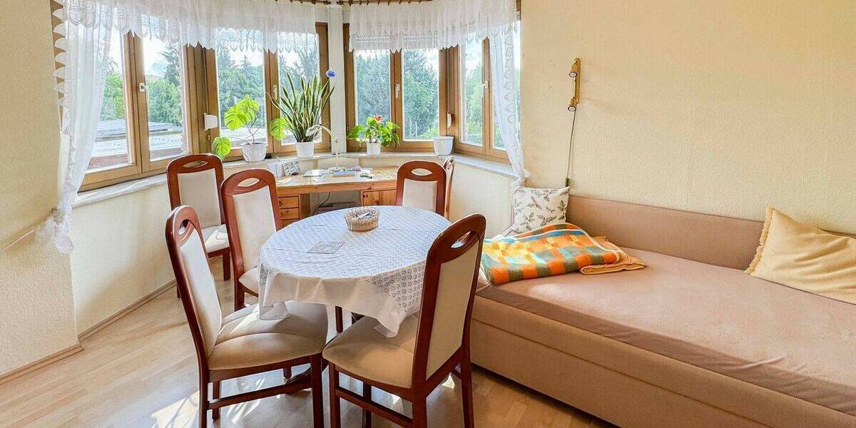 Reihenendhaus Kabelsketal Zwintschöna - 6 Zimmer, 176 m&sup2;, 299.000&euro; | Angebot:26887027