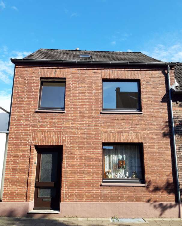 Haus zum Kaufen in Kevelaer 212.000 € 152 m² 5 zimmer