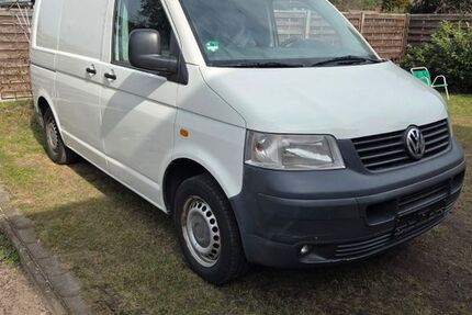 VW T5 Transporter 320.000 km 9.999 &euro; Crinitz 03246