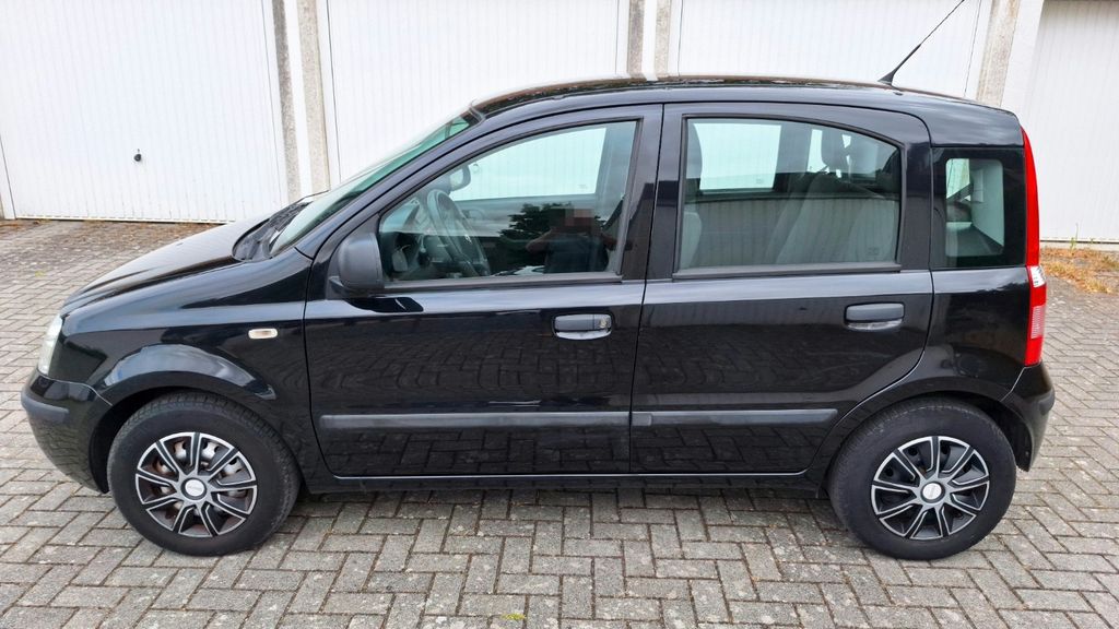 Fiat Panda 115.456 km 2.450 &euro; Mönchengladbach 41199