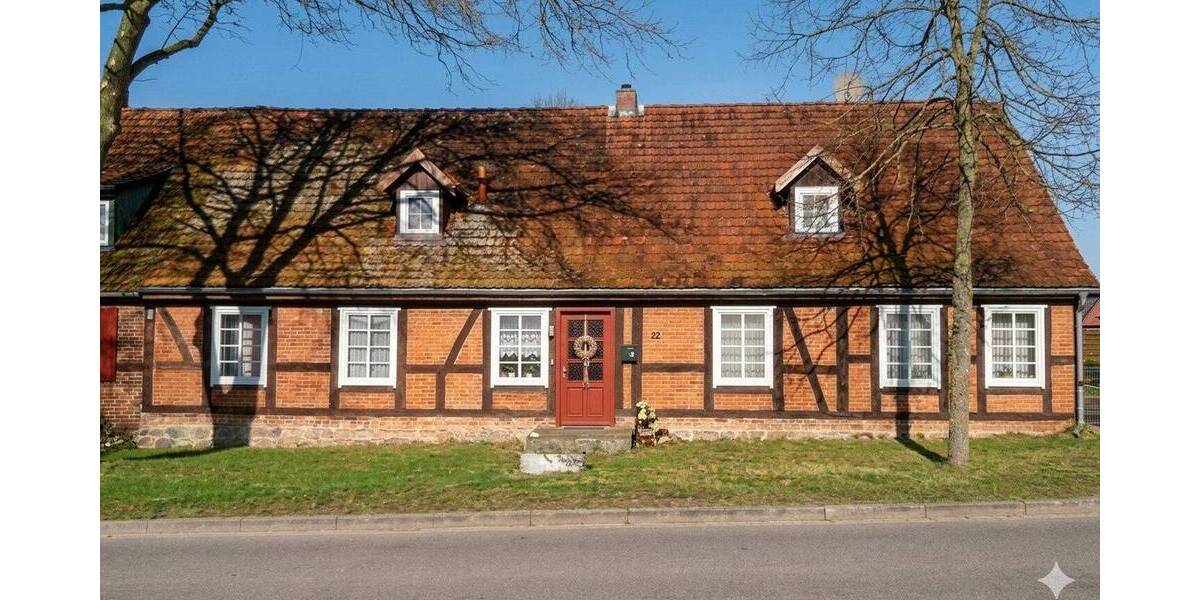 Doppelhaushälfte Dobbertin - 6 Zimmer, 200 m&sup2;, 269.000&euro; | Angebot:26244054