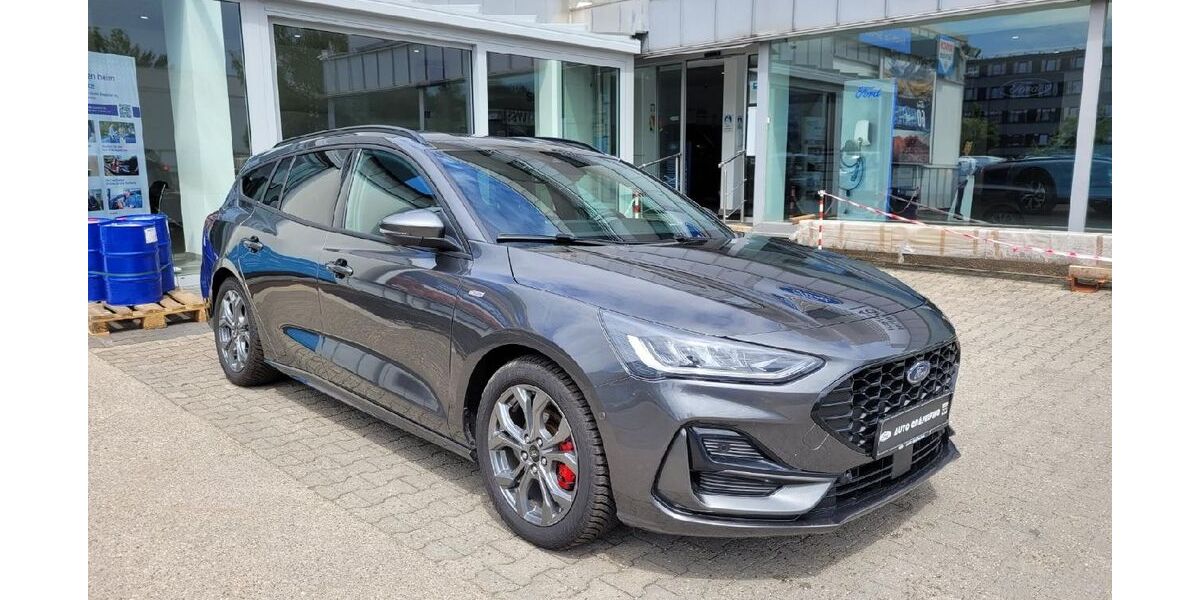 Ford Focus 13.550 km 24.790 &euro; Gräfelfing 82166