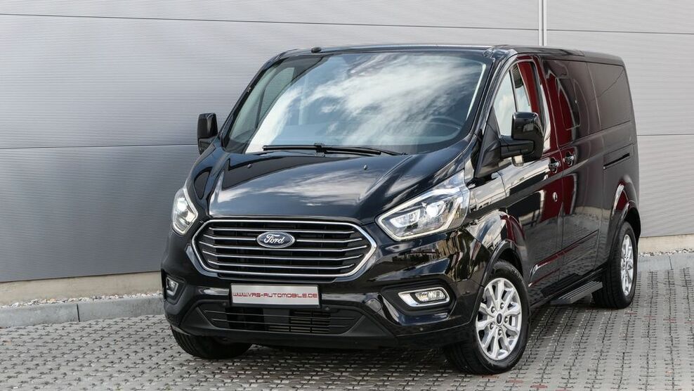 Ford Tourneo Custom 157.100 km 26.490 € Leipzig 04179