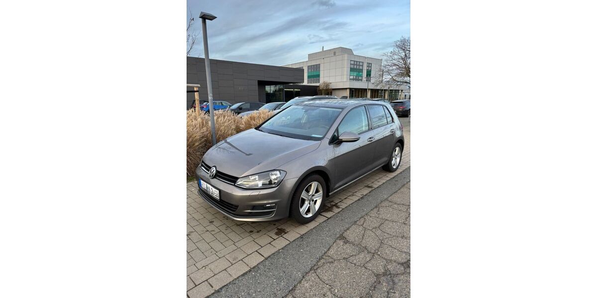 VW Golf 164.300 km 7.900 € Braunschweig 38110