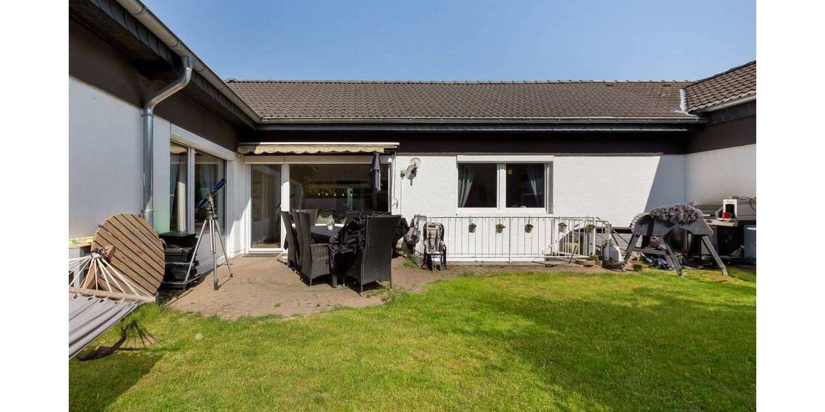 Bungalow Monheim am Rhein Baumberg - 4 Zimmer, 111 m&sup2;, 495.000&euro; | Angebot:26797219