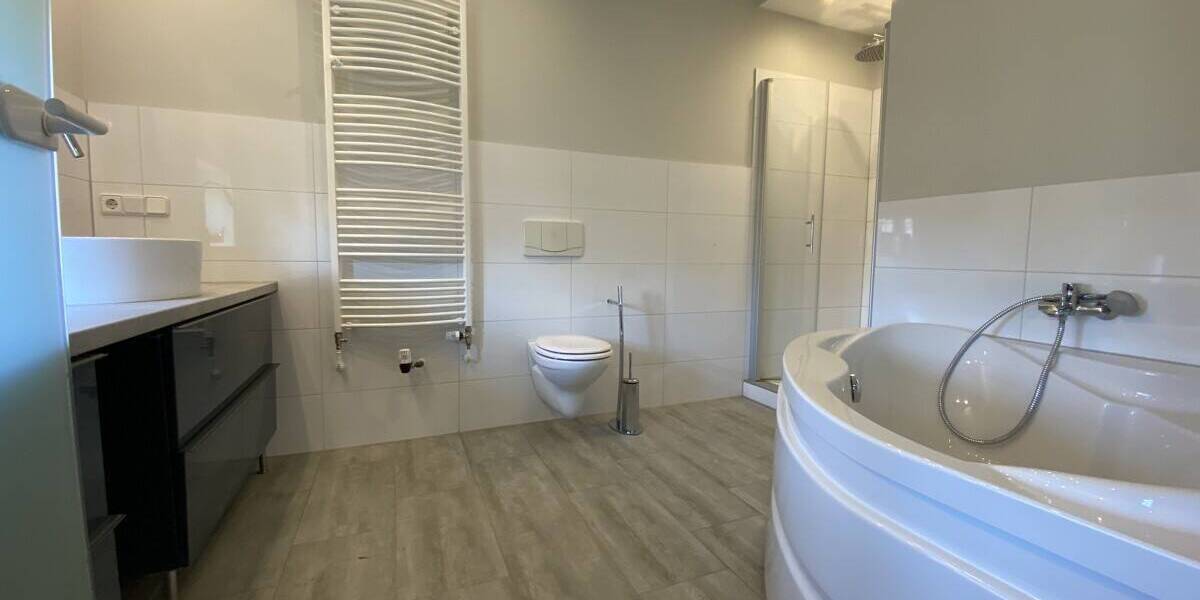 Einfamilienhaus Heinbockel / Hagenah Heinbockel - 1 Zimmer, 326 m&sup2;, 670.000&euro; | Angebot:26450286