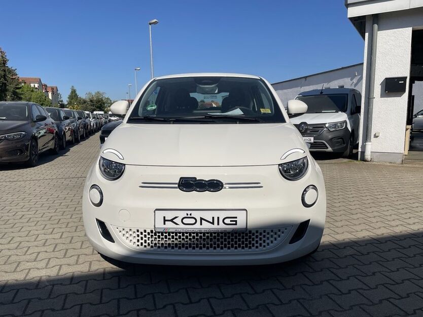 Fiat 500e 19.951 km 22.999 € Leipzig 04178