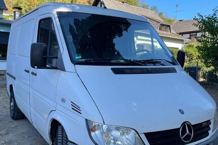 Mercedes-Benz Sprinter 354.000 km 3.799 &euro; Erpel 53579