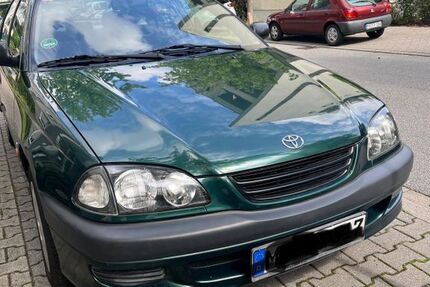 Toyota Avensis 60.500 km 3.300 € Mannheim 68309