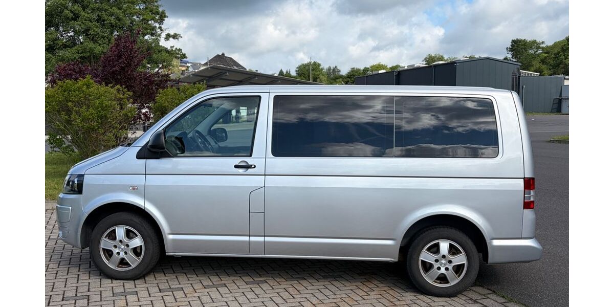 VW T5 Transporter 221.000 km 14.000 &euro; Dillenburg 35683