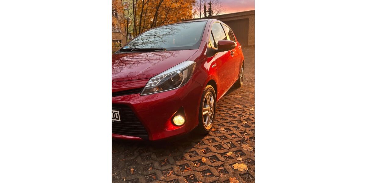 Toyota Yaris 79.500 km 9.800 &euro; Berlin 13357