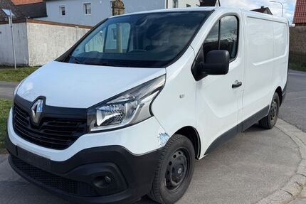 Renault Trafic 184.654 km 5.799 &euro; Essleben 97440