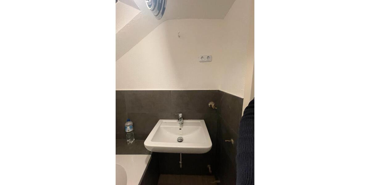 Wohnung zur miete 630 Euro+ 2 zimmer