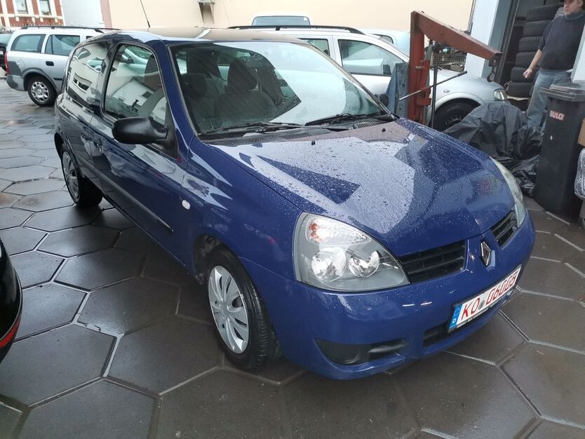 Renault Clio 96.100 km 2.200 € Koblenz 56072