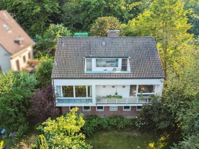 Haus zum Kaufen in Bielefeld 450.000 € 191.82 m²