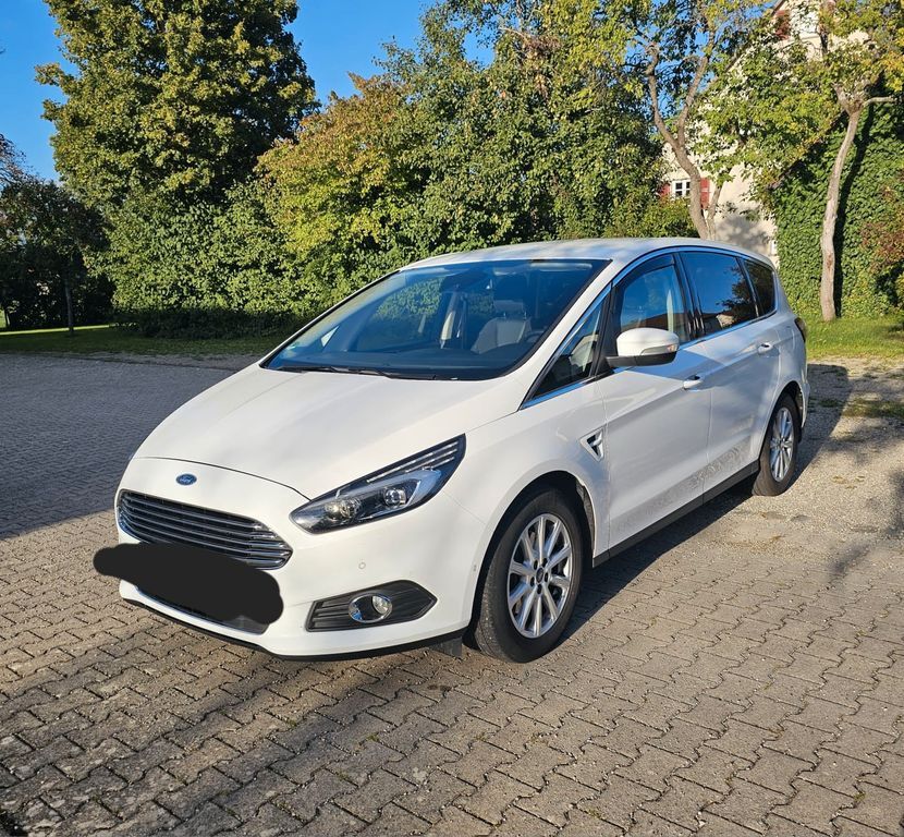 S-Max