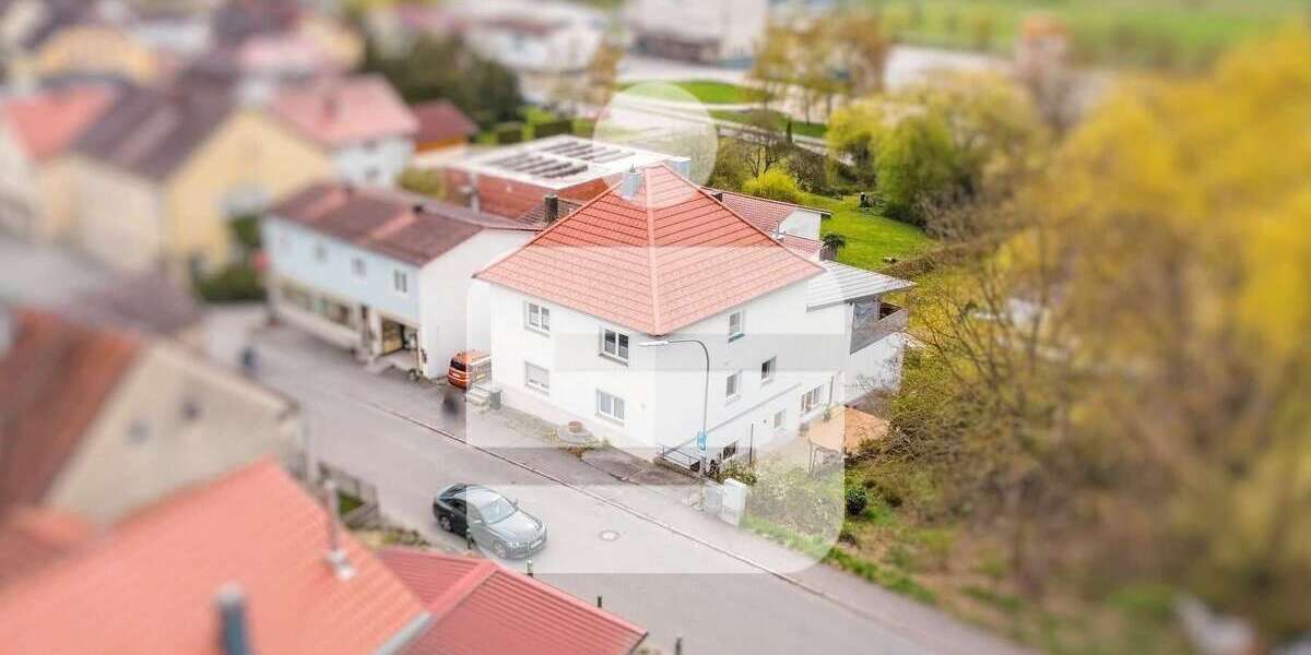 Einfamilienhaus Ortenburg - 9 Zimmer, 315 m&sup2;, 300.000&euro; | Angebot:25198621